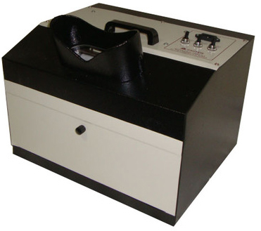 U.V.CHROMATOGRAPHY INSPECTION CABINET 