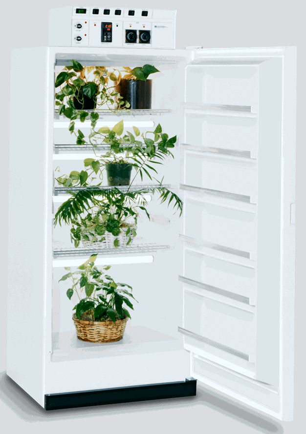 PLANT GROWTH CHAMBER 
