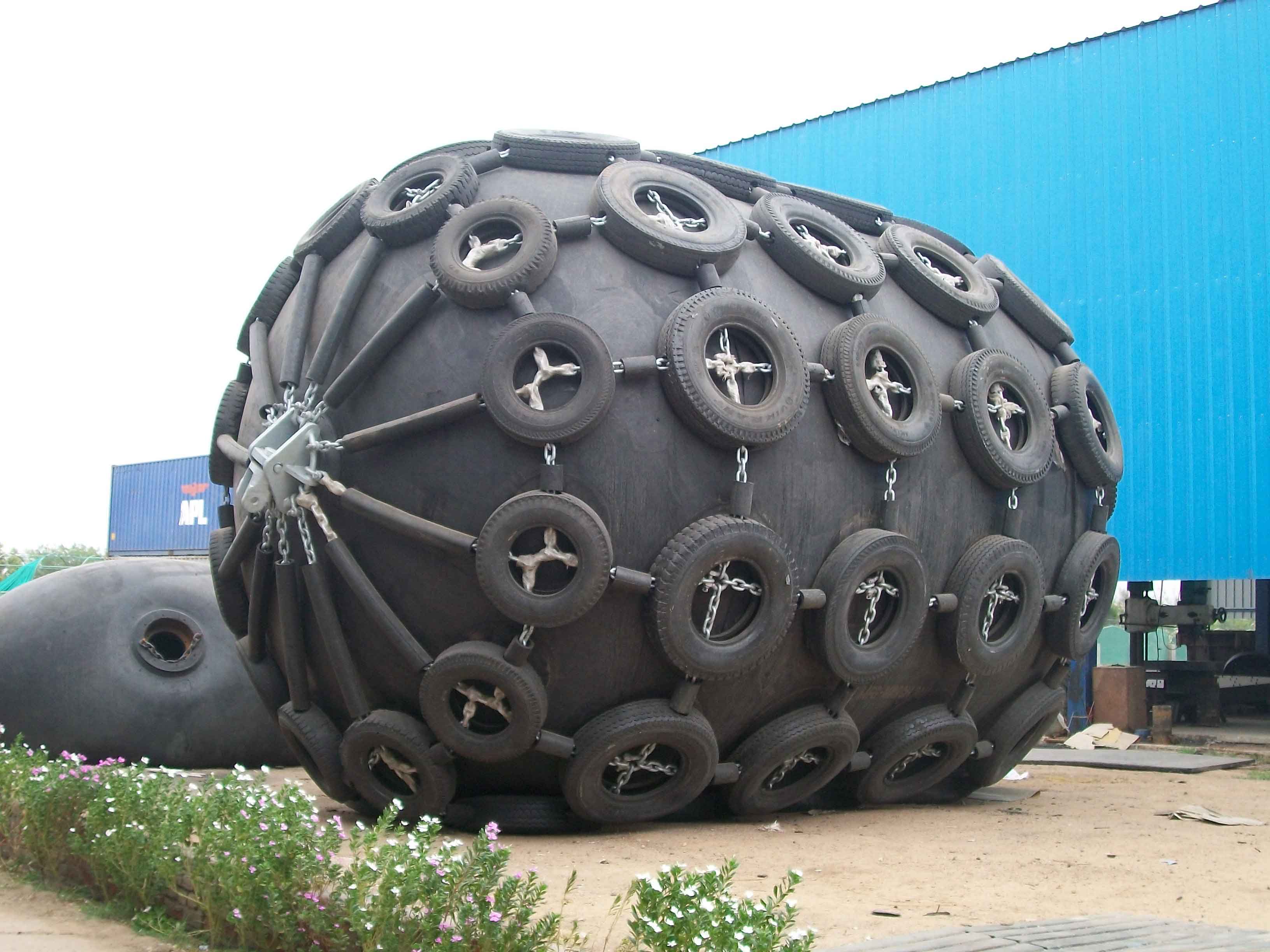HI-TECH PNEUMATIC FENDERS STANDARD CHAIN NET 