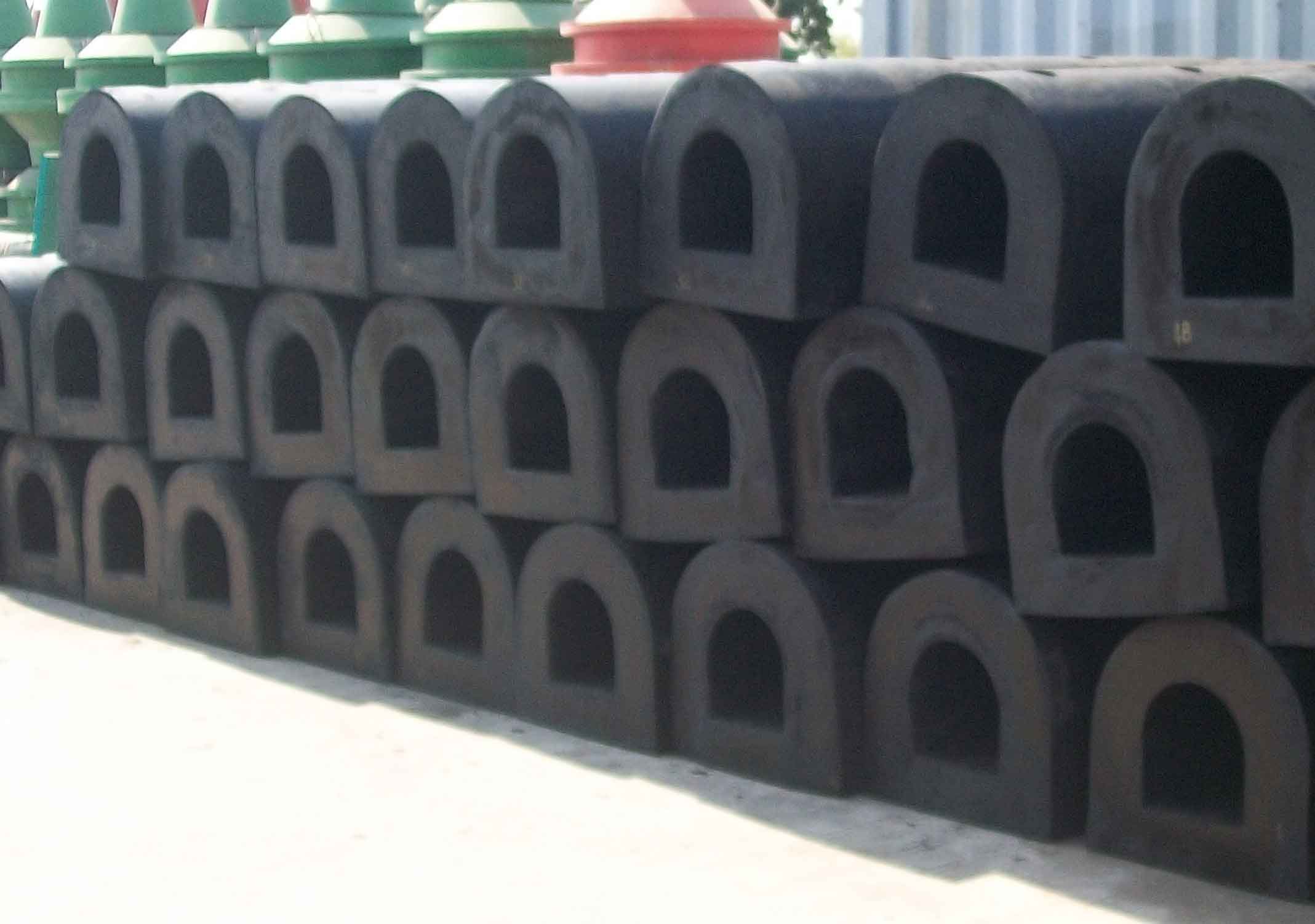 HI-TECH D-TYPE FENDERS 