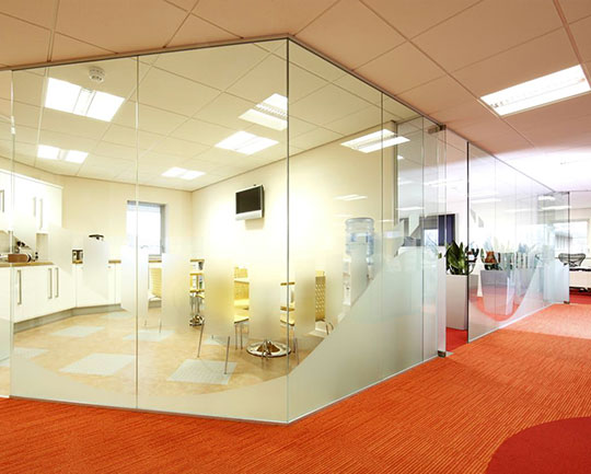  partitions-glass