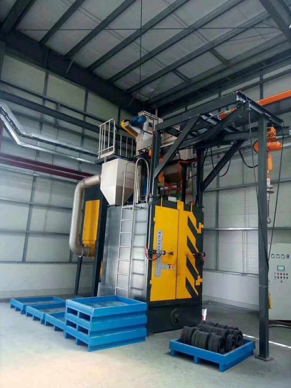 Q37 Series Hanger Type Shot Blasting Machine