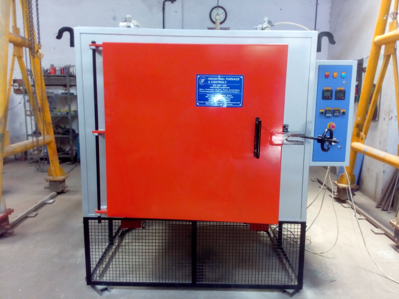 MUFFLE FURNACE