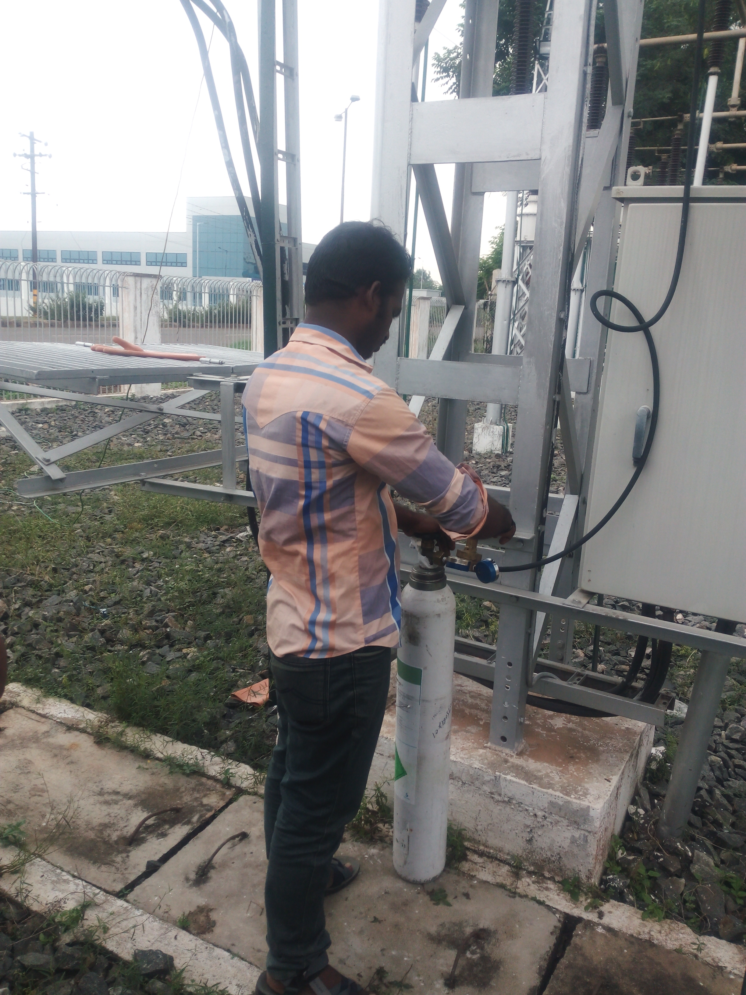 SF6 Gas Refilling 