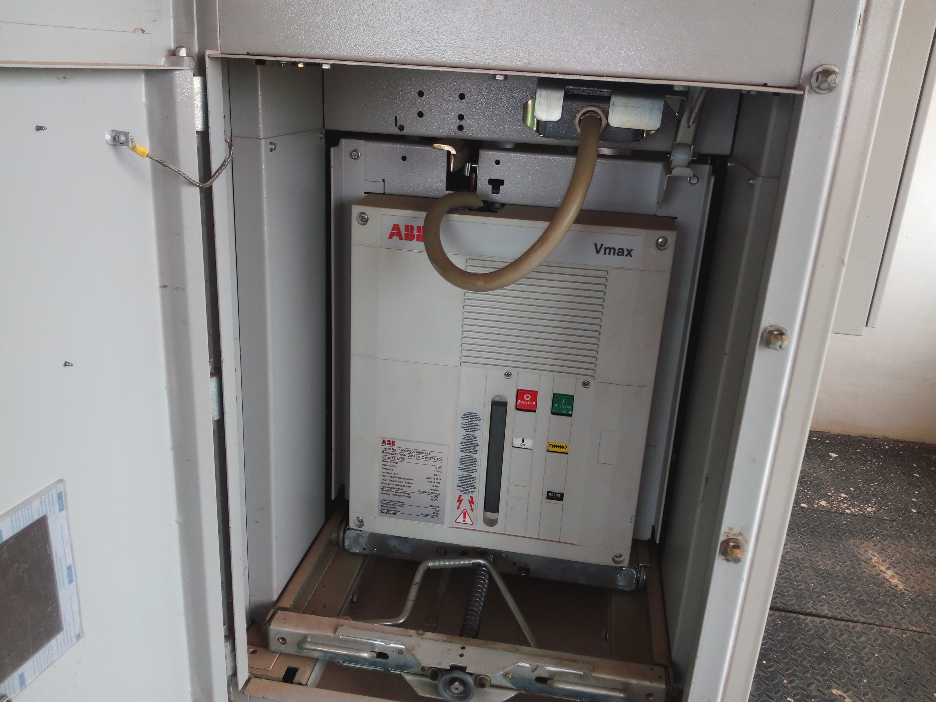 Circuit Breaker Service 