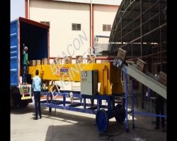 Telescopic Belt Conveyor Fixed Hydraulic Mounted With Feeder Conveyor.