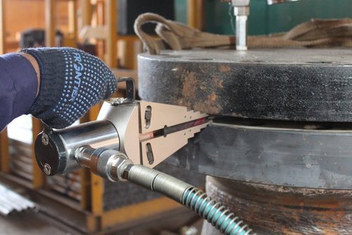 Subzero Hydraulic Flange Spreader 