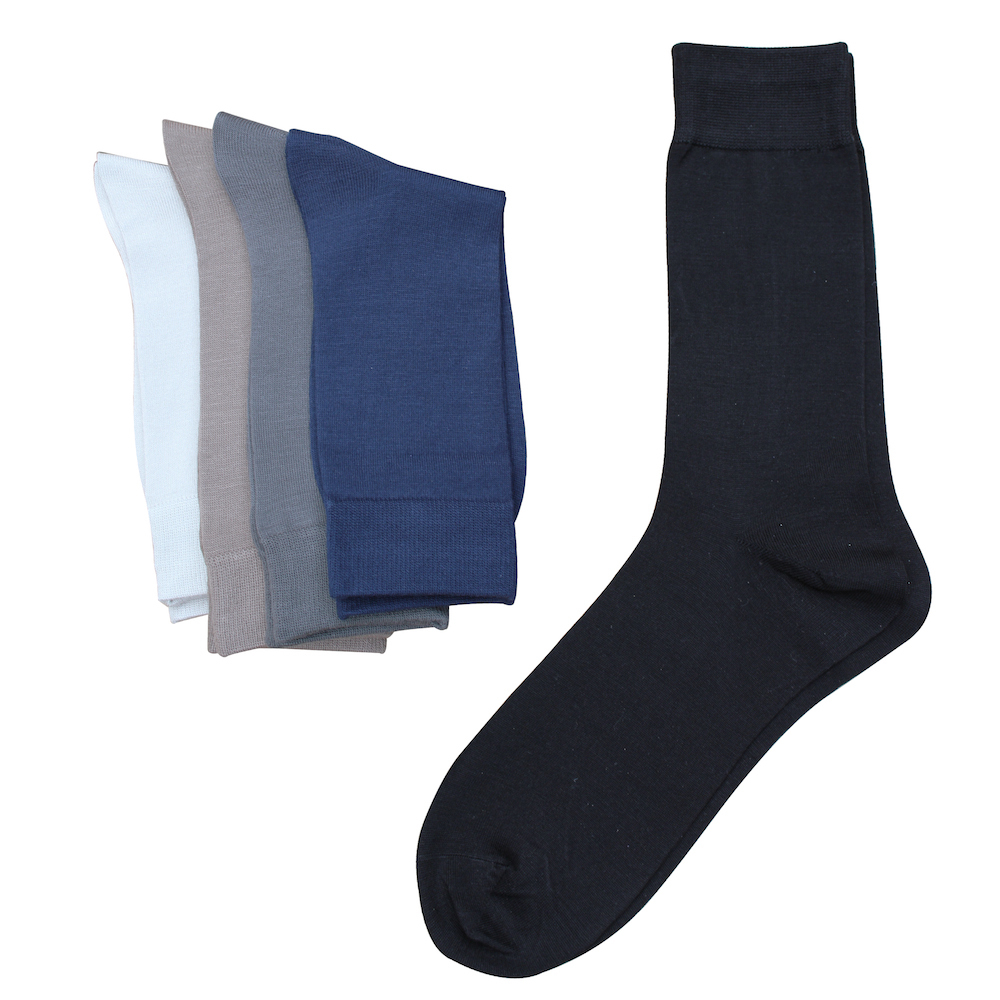 SILK SOCKS