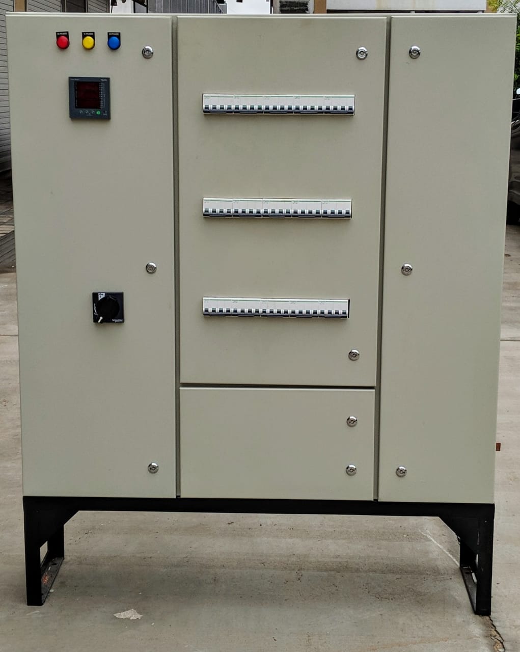 Lightning Distribution Panel