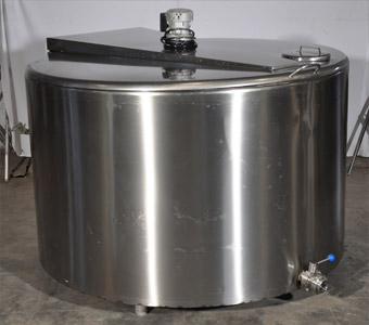 BULK MILK COOLER