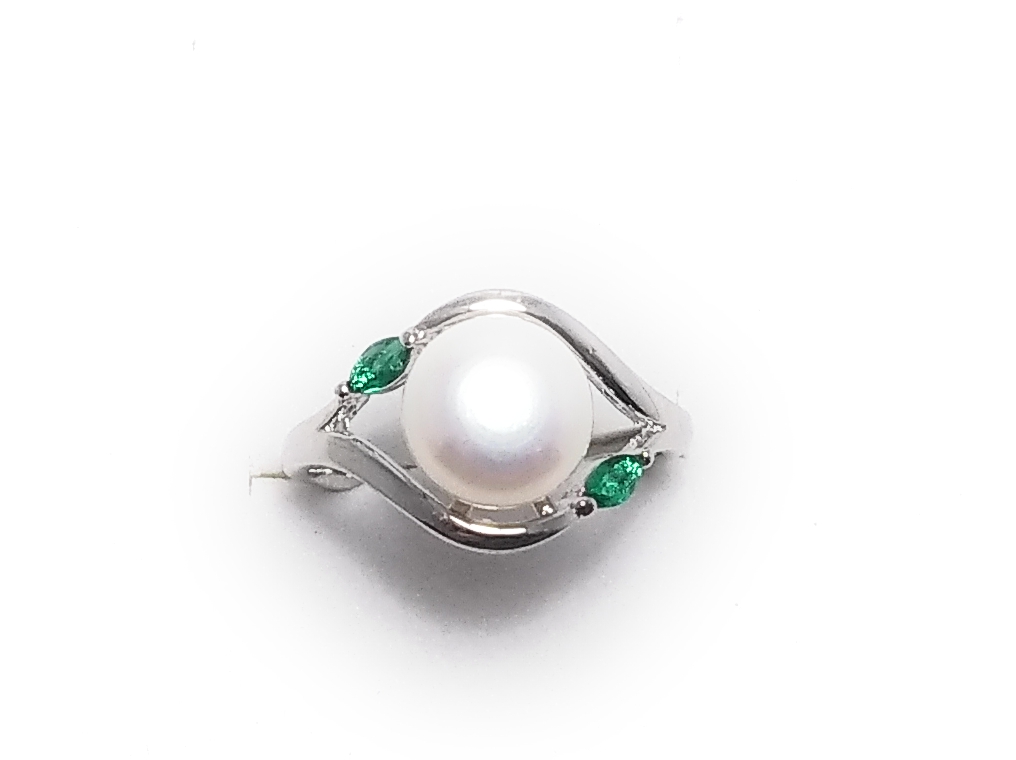Pearl Ring 