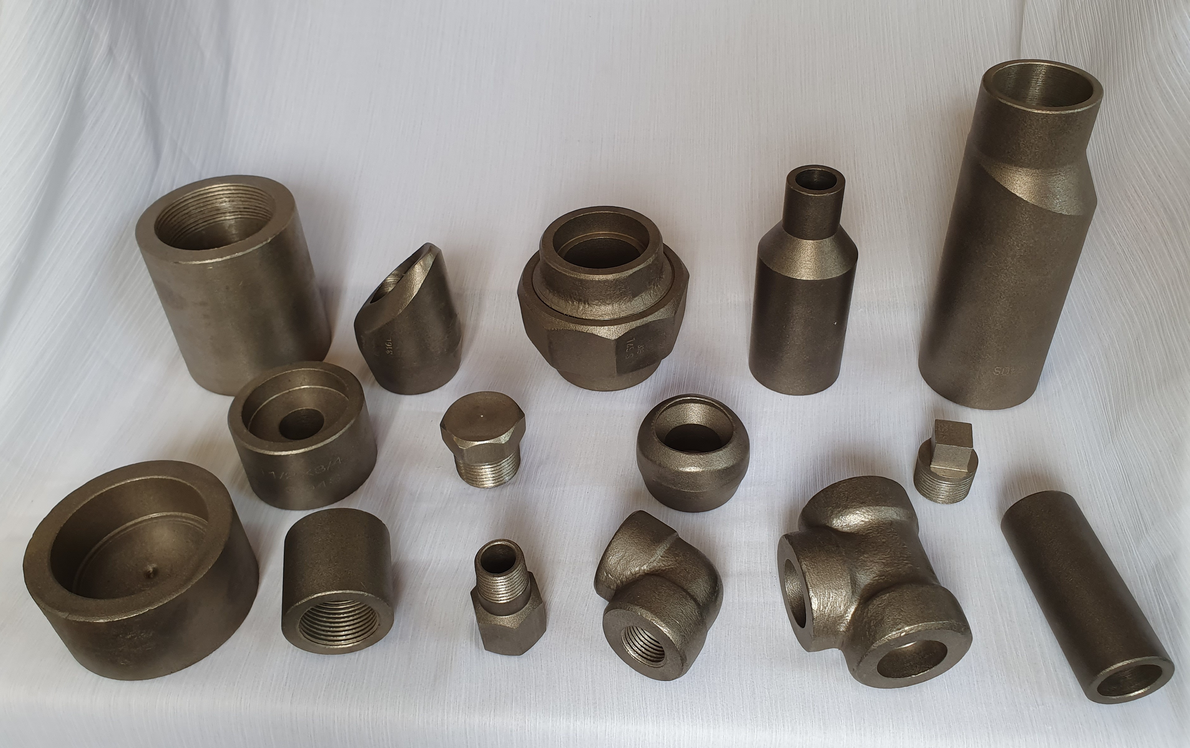 forged pipe fittings and flanges in all grade