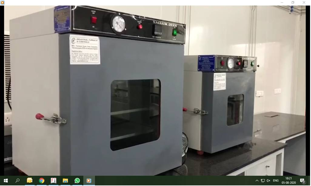 VACUUM OVEN