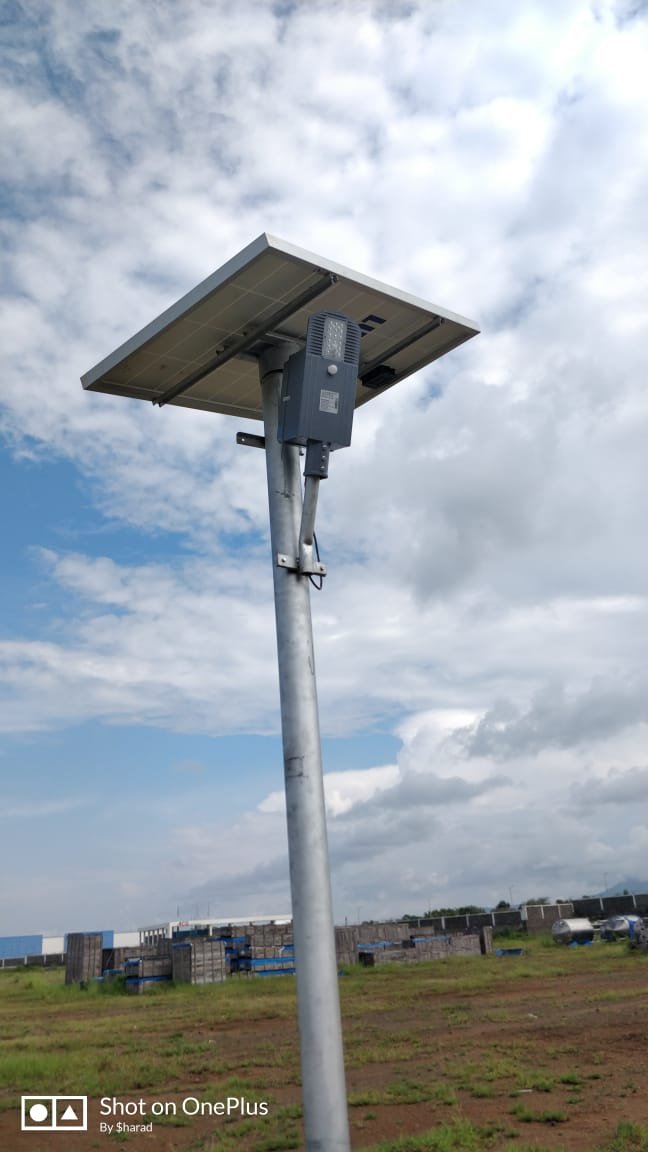 15 W SOLAR STREET LIGHT
