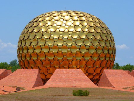 LEISURE TRAVEL - PICTURESQUE PONDICHERRY