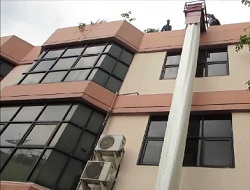 Single Entry Escape Chute System 