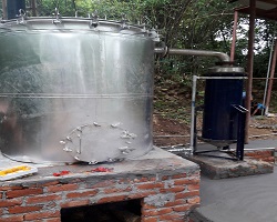 Aromatic/Essential oil distillation unit