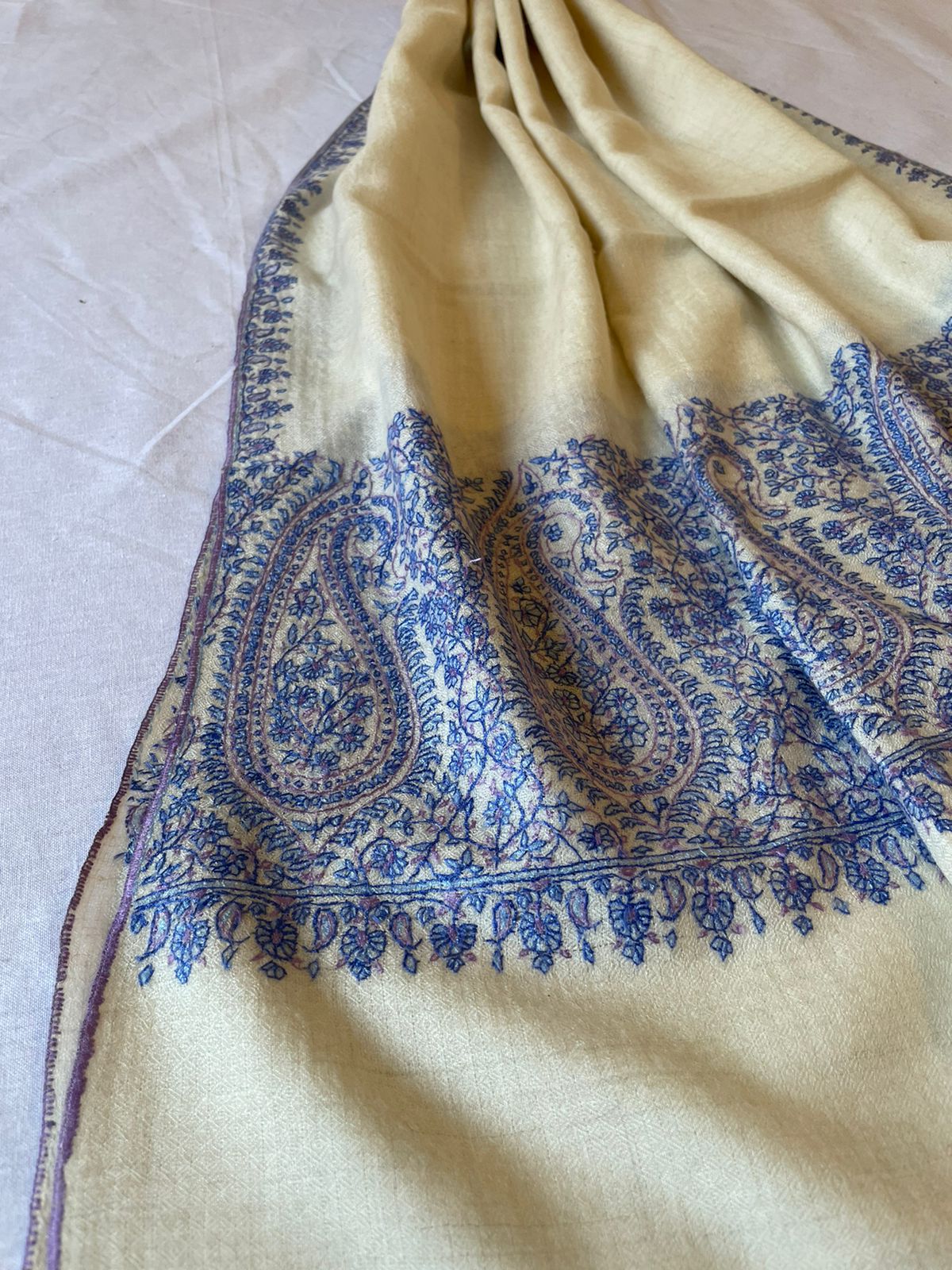 Pashmina stole