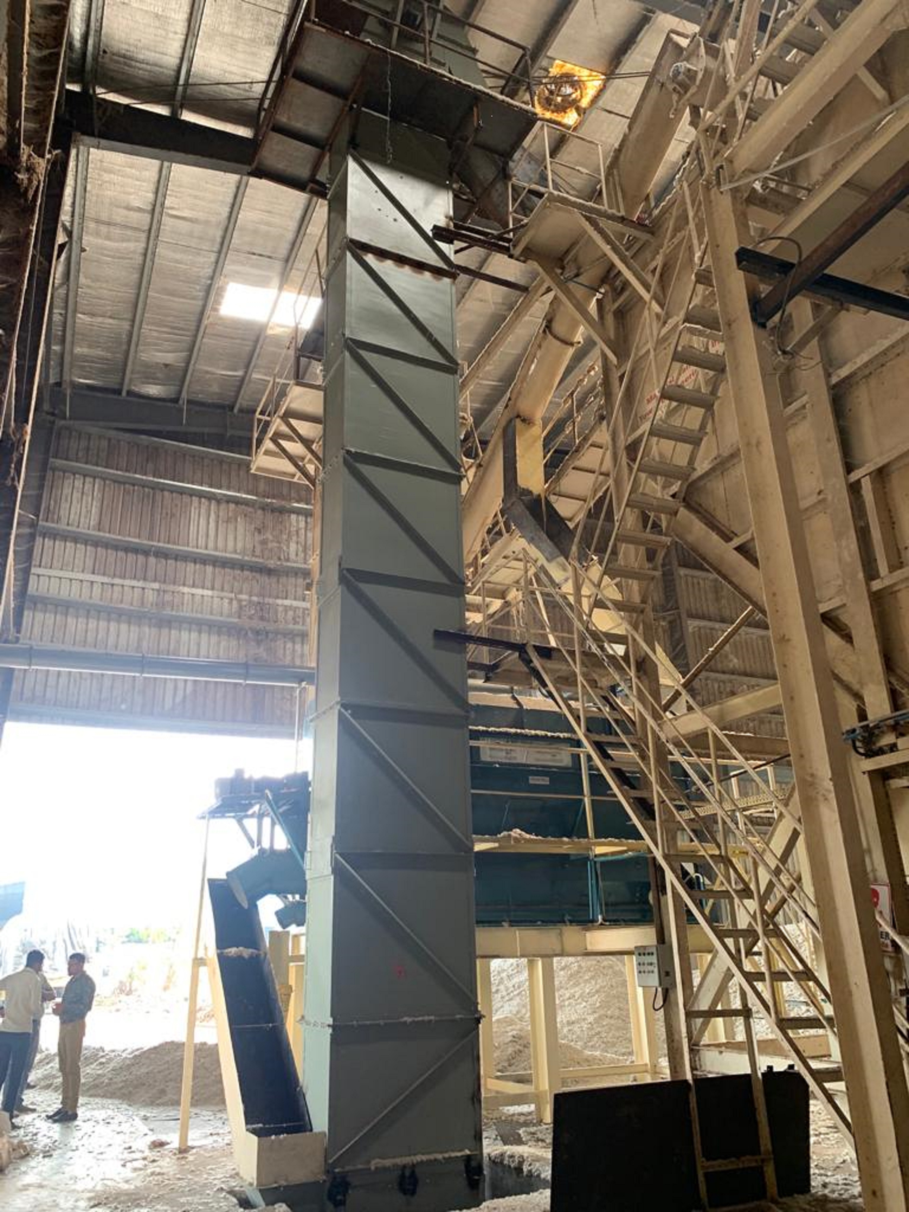 Vertical Bucket Elevator