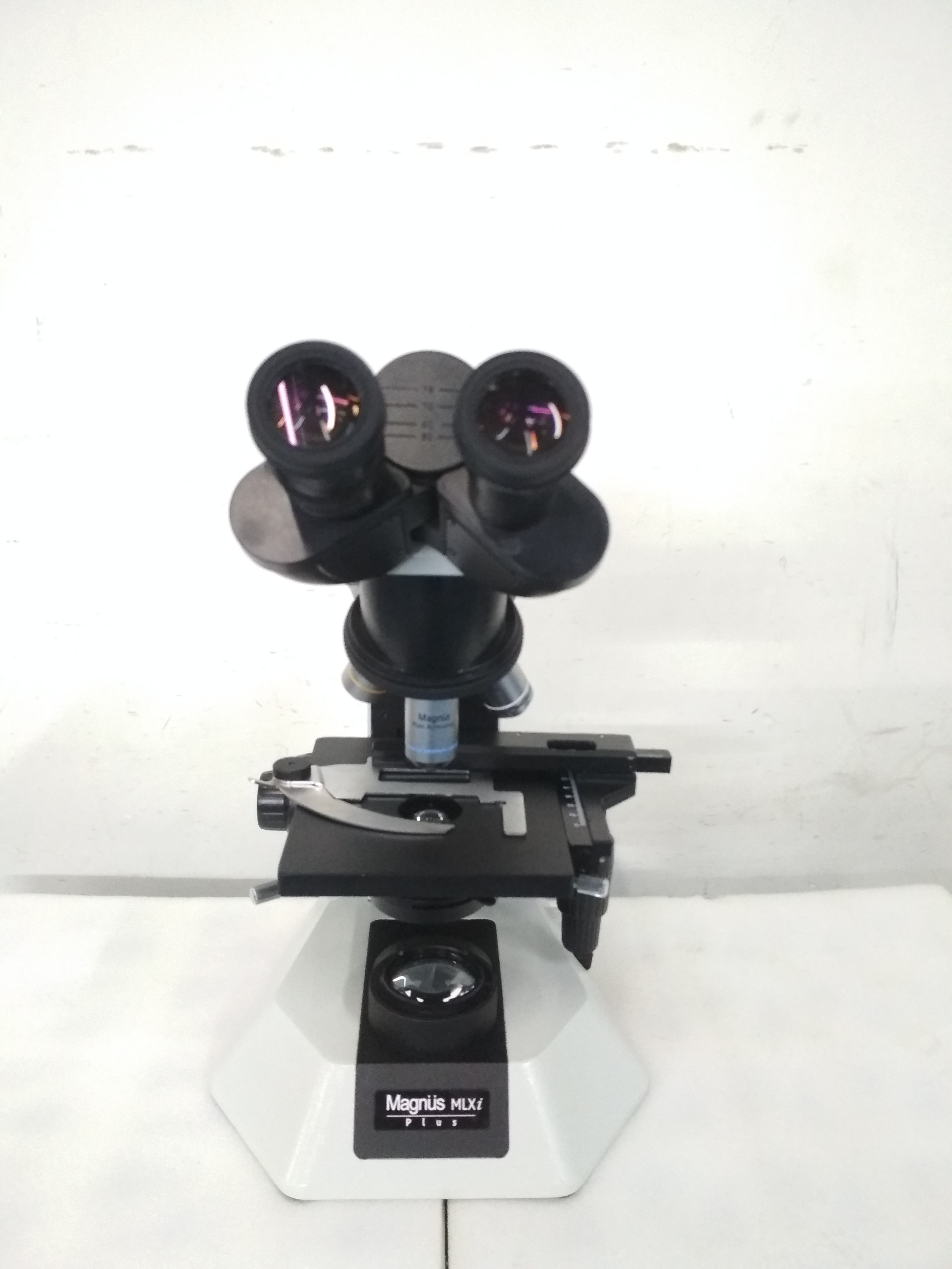 ADVANCED LABORATORY MICROSCOPES