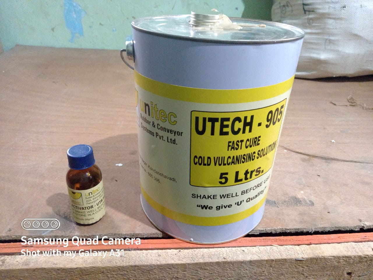 U TECH 905 COLD VULCANISING SOLUTION
