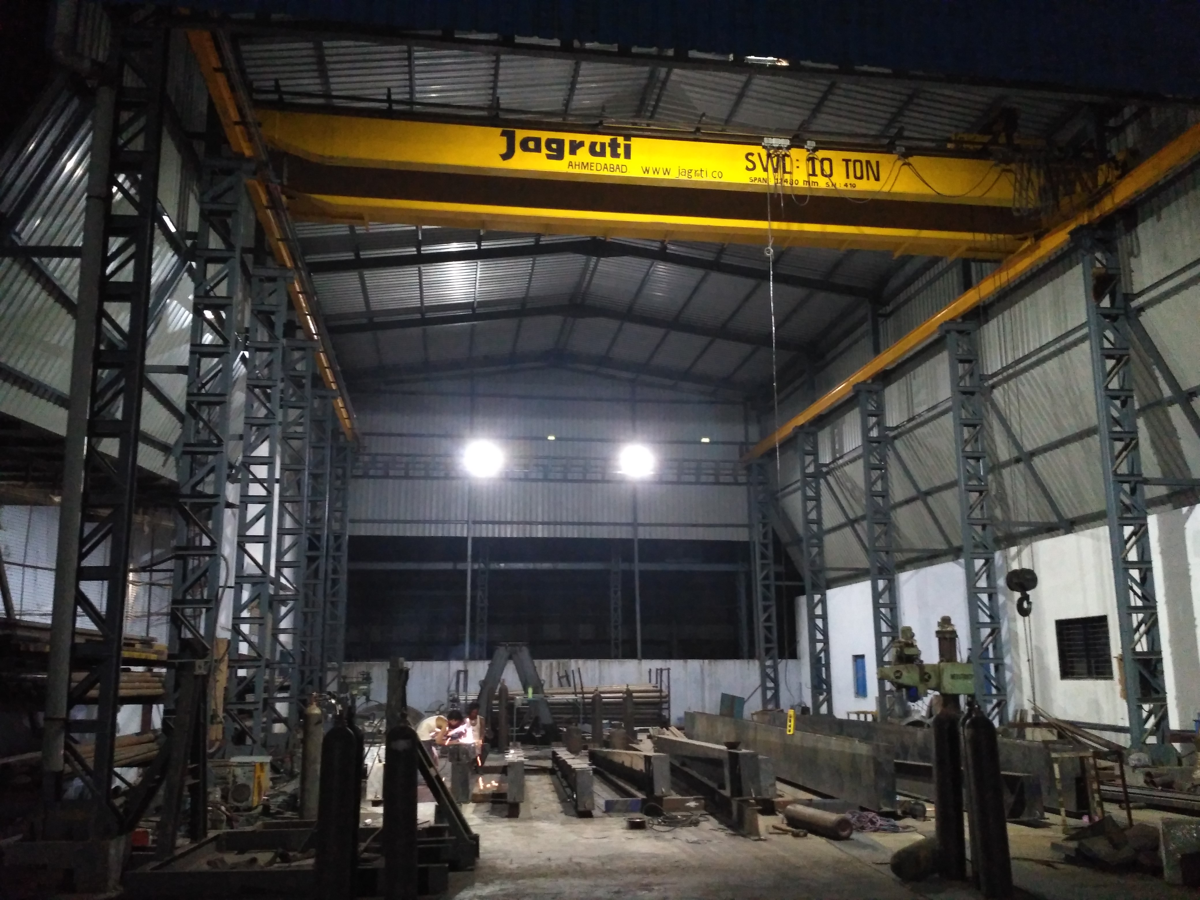 EOT crane 