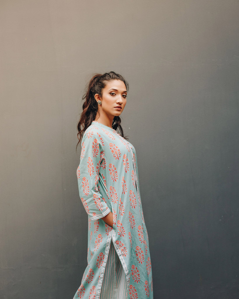Dress04