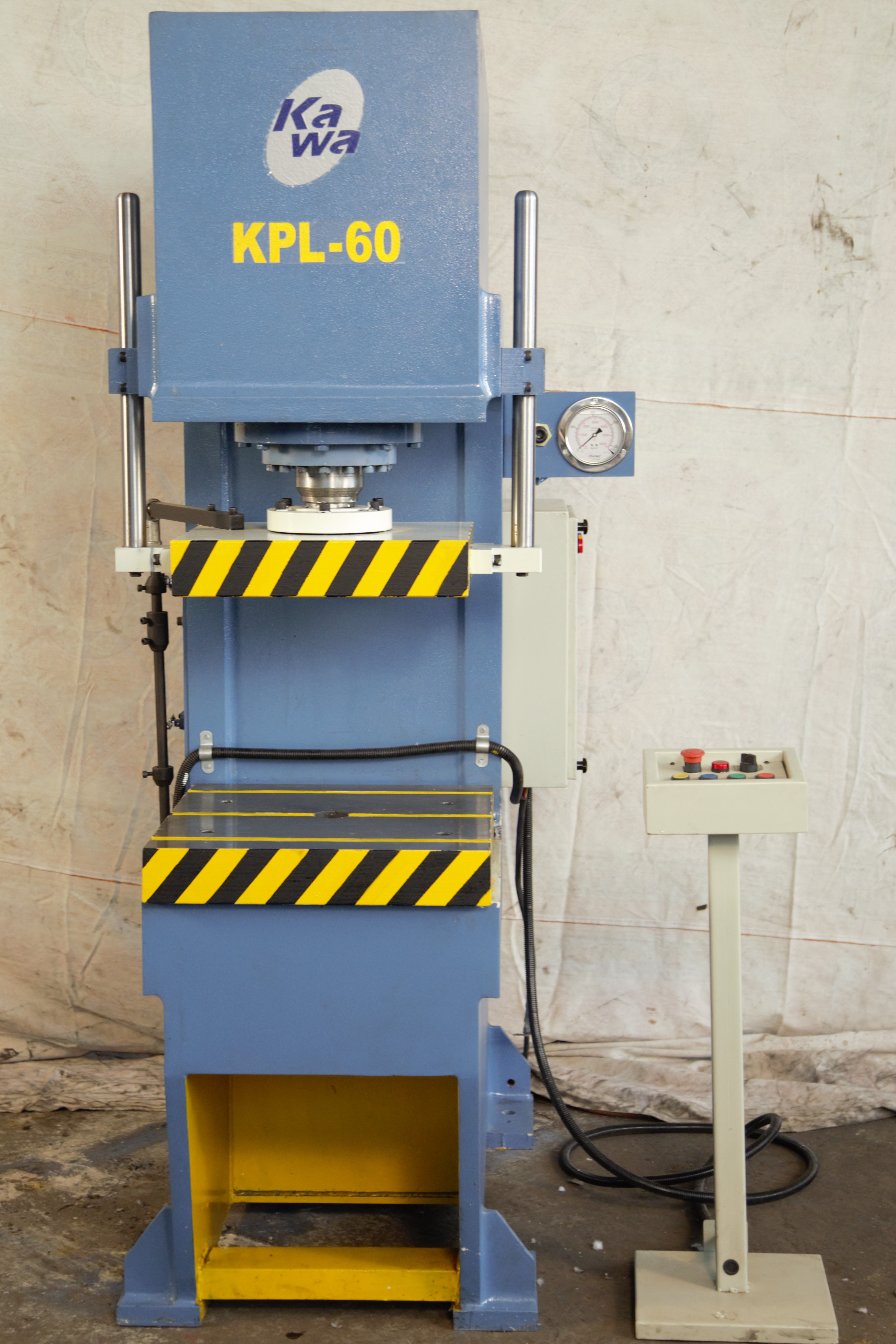C - FRAME LIGHT DUTY HYDRAULIC PRESS