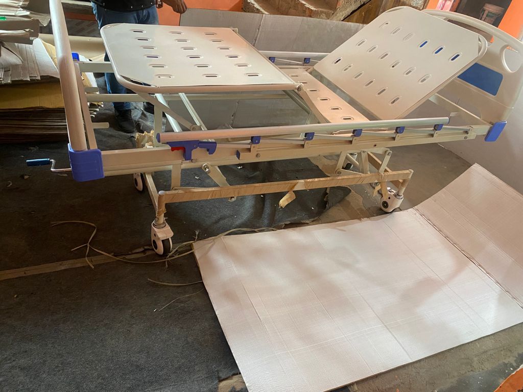 ICU HI LOW BED ABS PANEL COLLASPIBILE RAILING  in manual Transmission 