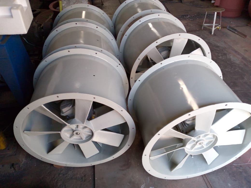 Axial flow fan