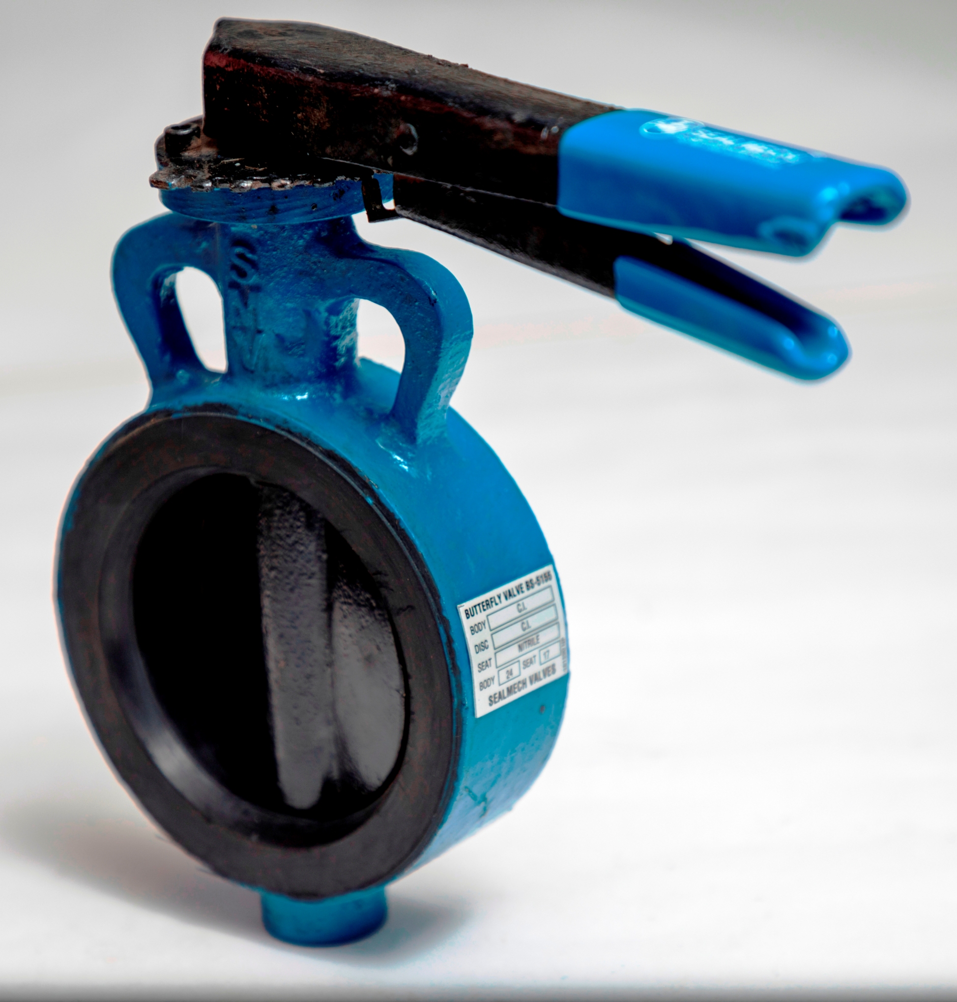 CI BUTTERFLY VALVES 65MM