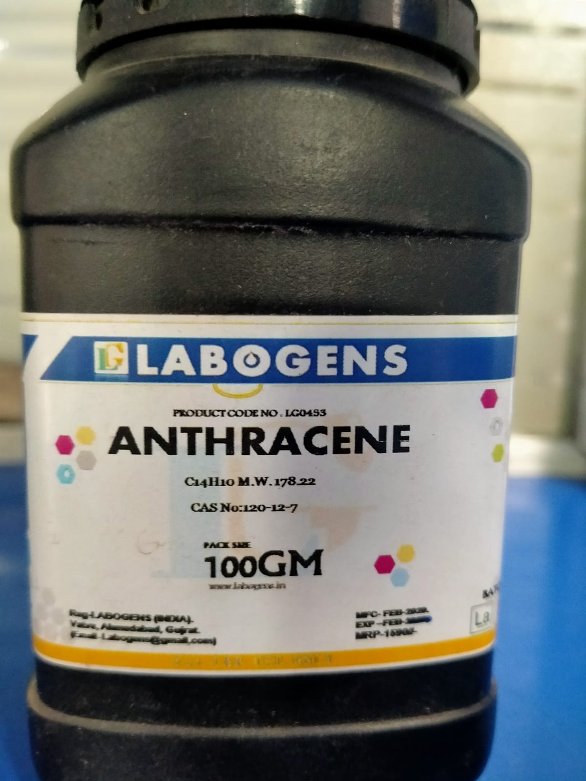 ANTHRACENE 
