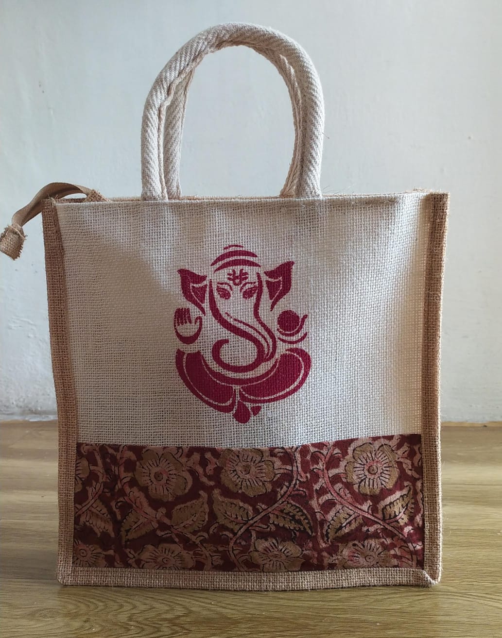 Wedding jute bags 