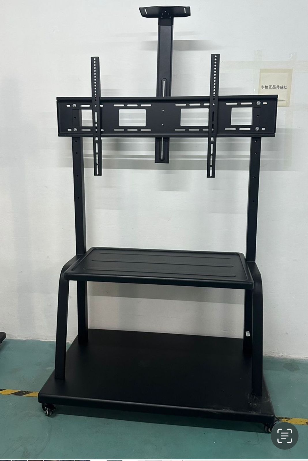 Holkoi Panel Stand