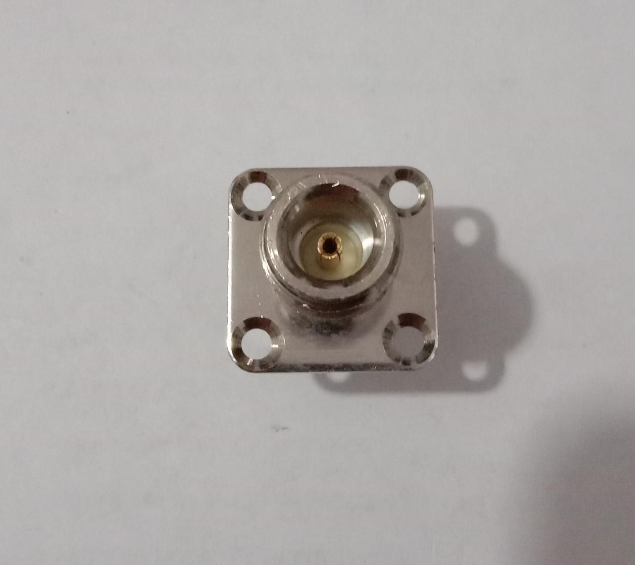 N F 4 HOLE LMR 200 CLAMP