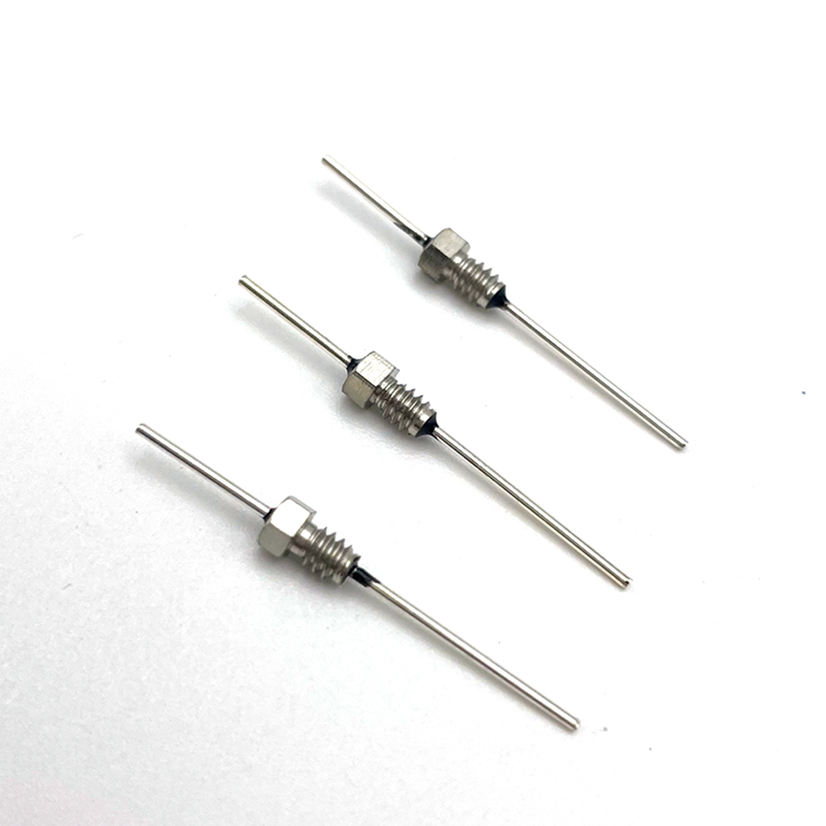 SCREW FEEDTHROUGH- L4-40UNC-2A-002N