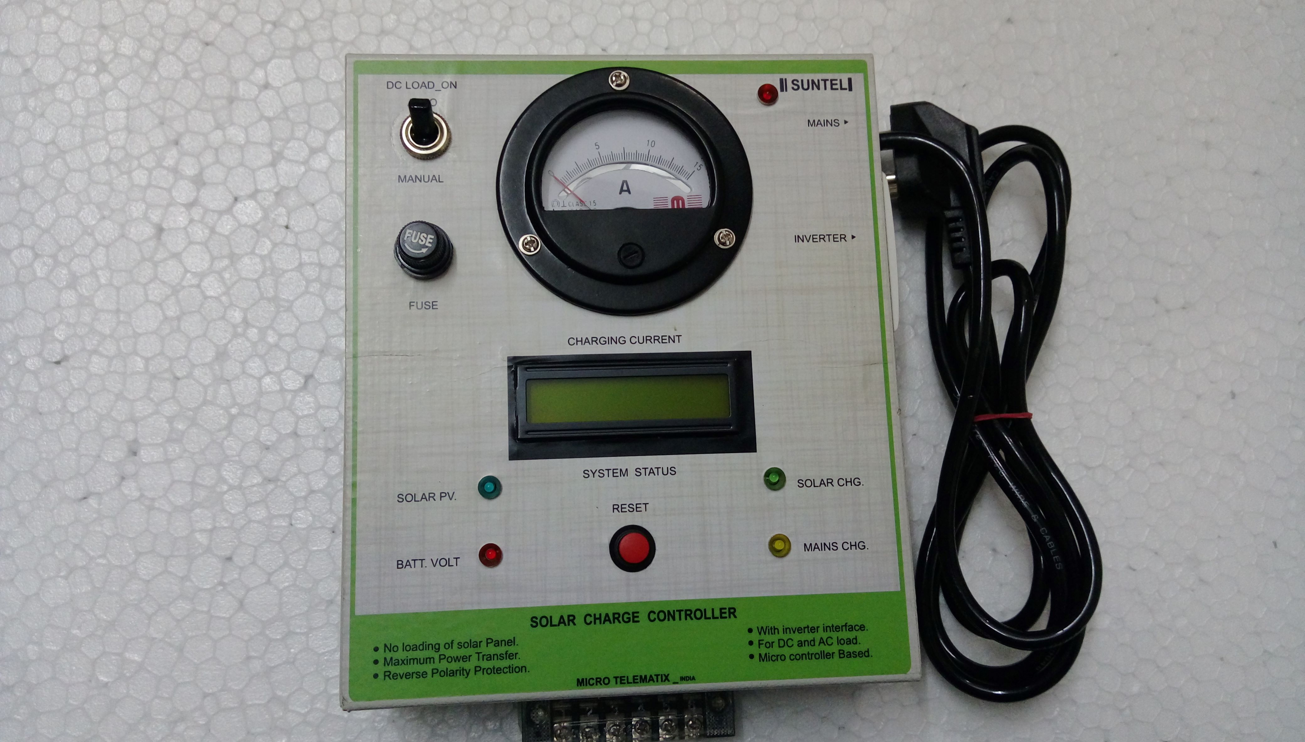 Solar Charge controller with Invertor Interface