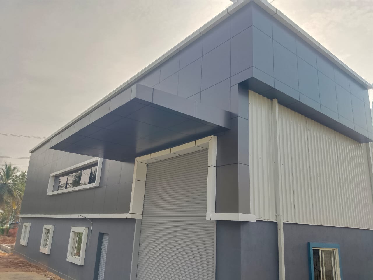 STRUCTURAL STEEL BUILDING