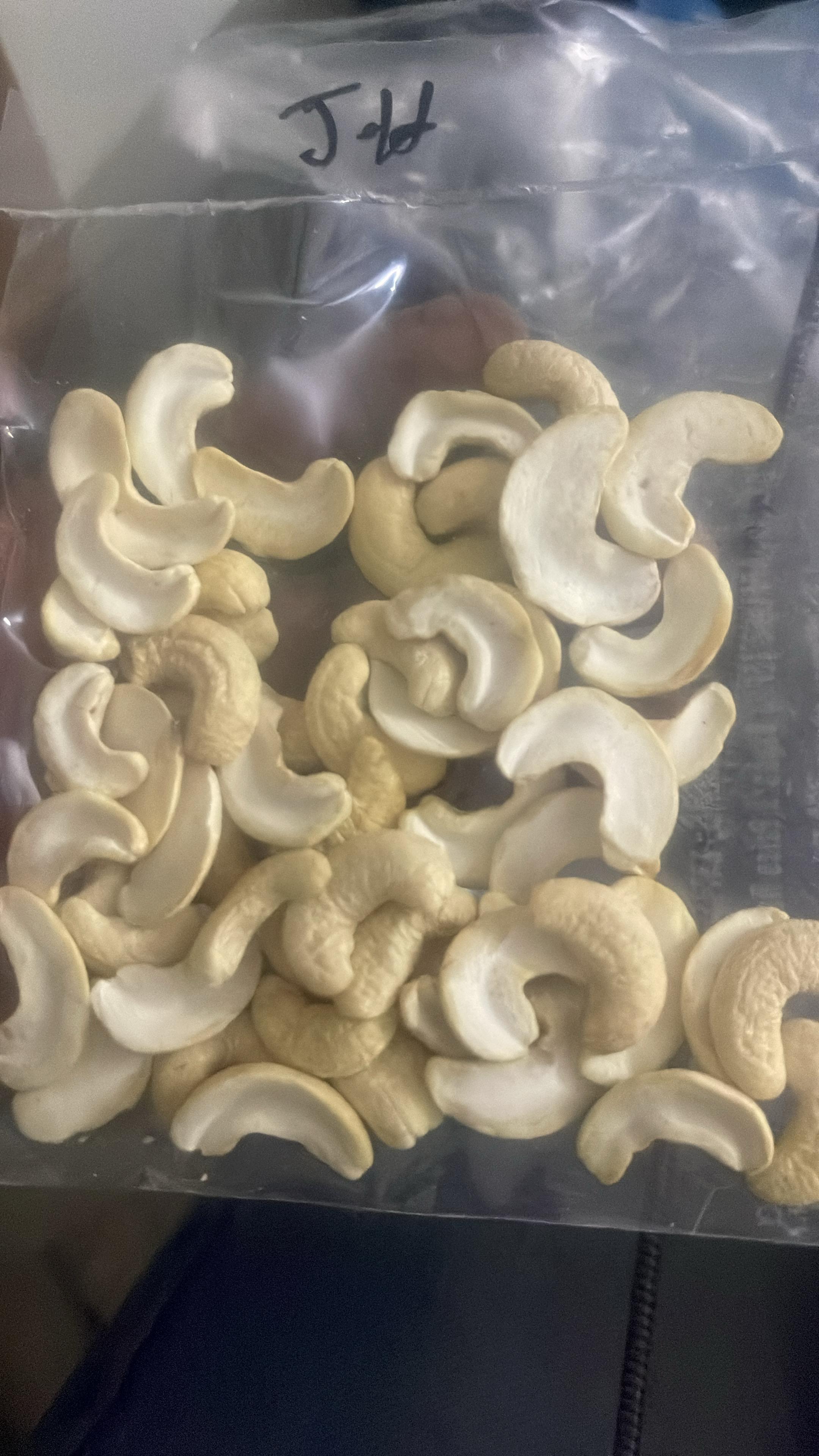 Cashew Splits / Kaju Tukda – 1kg | Wholesale Supply