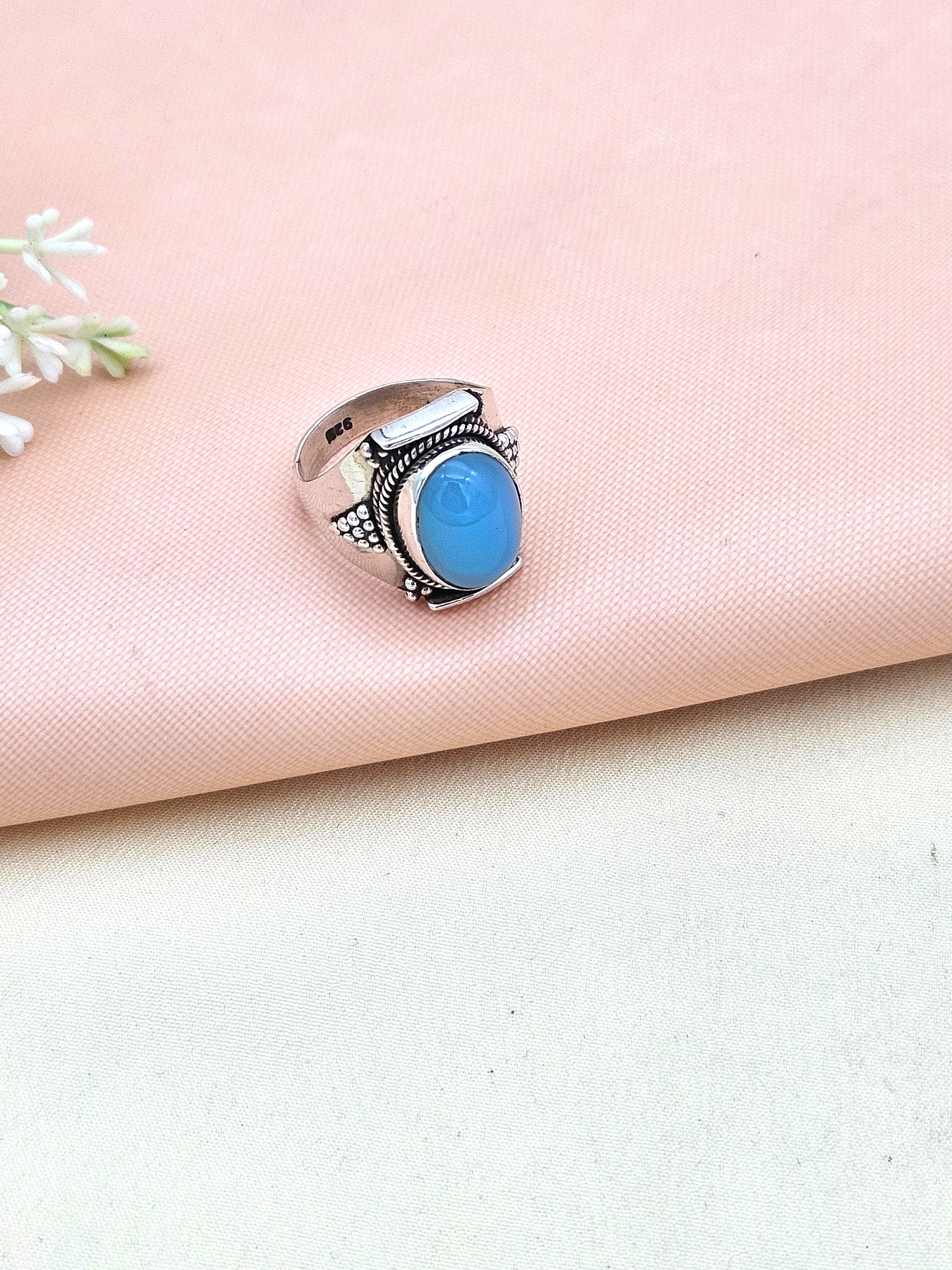 925 Sterling Silver Blue Chalcedony Gem Stone Ring