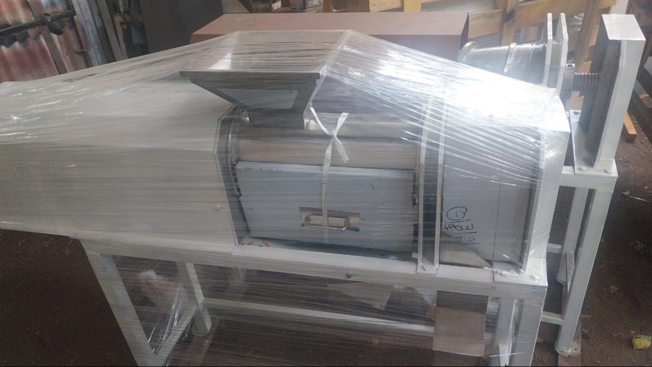 Sapota (Chikoo) Juice Extractor Machine -100 kg/hr