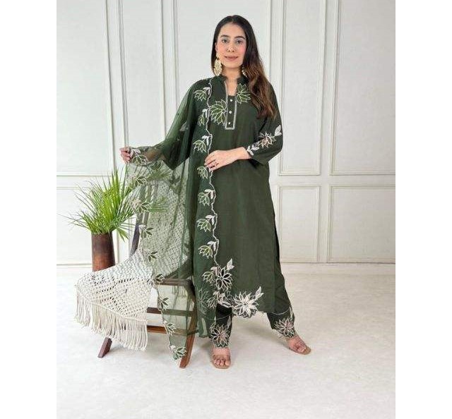 Women’s Silk Palazzo Suit for Womens Ethnic Fashion Outfit with Uses for Gifting Festivals Office & Everyday Wear