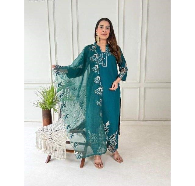 Luxury Silk Palazzo Suit for Women Ethnic Fashion Outfit with Uses in Wedding Party Festive & Office Wear