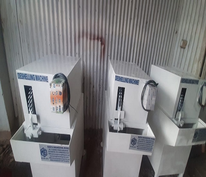 Mariya Single Head Coconut Deshelling Machine -150 nuts per hr 