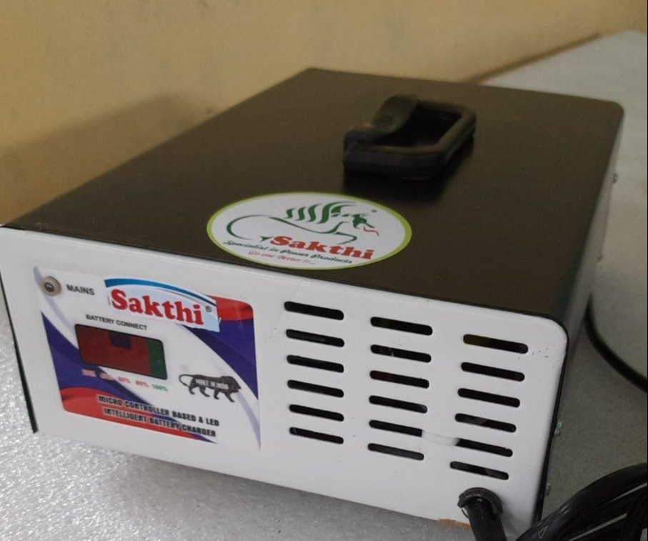 E Rickshaw Battery Charger