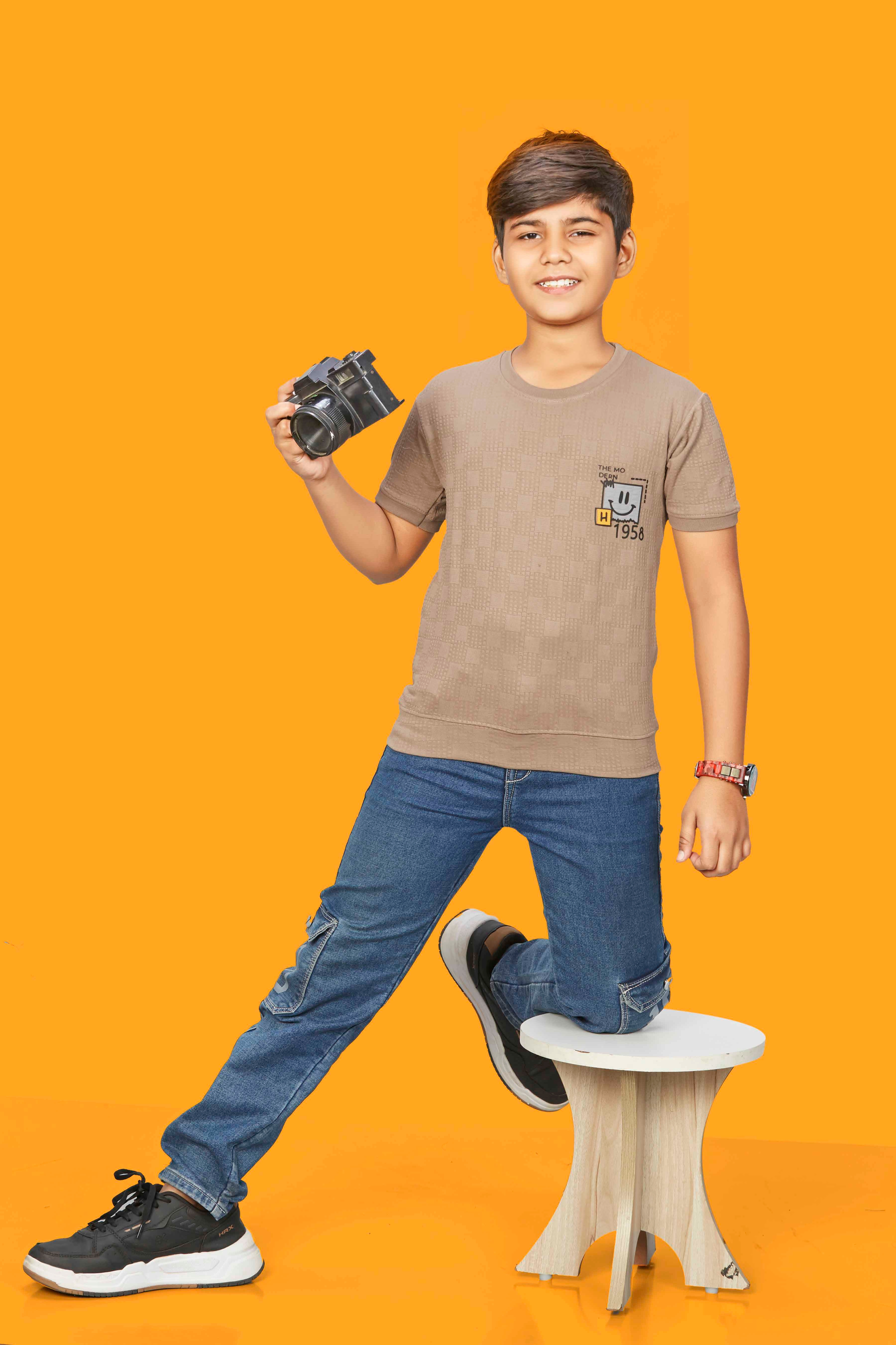 T-SHIRT FOR BOYS AND GIRLS