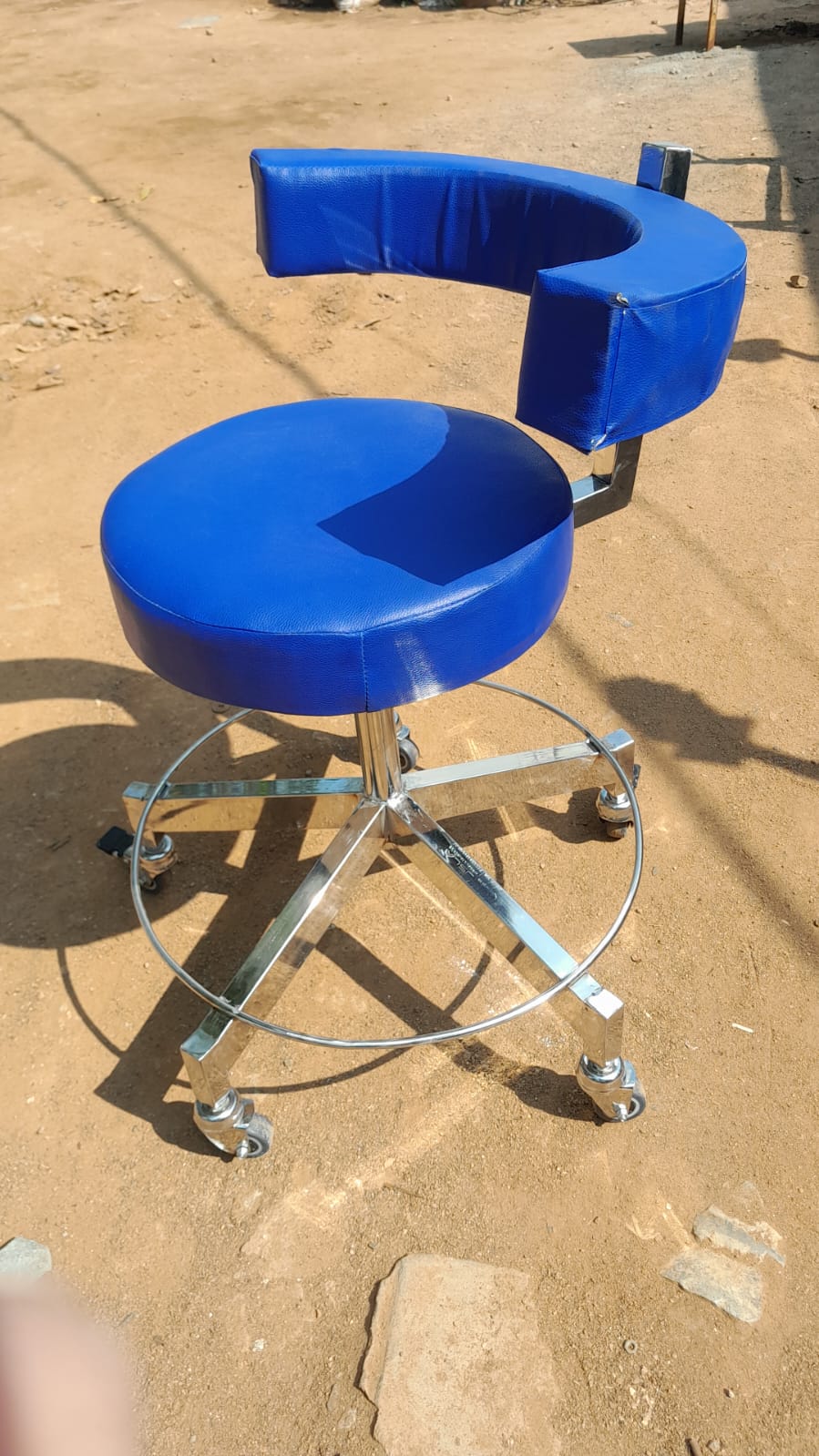 Revolving chair