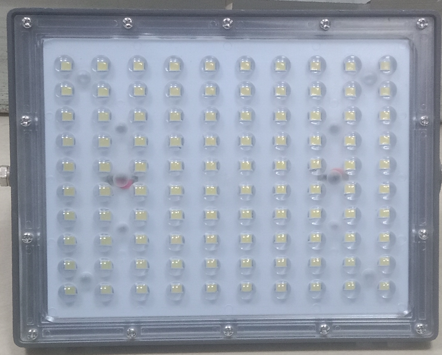 100Watt  M100 LED LENS FLOOD LIGHT BACK CHOKE  MODULAR