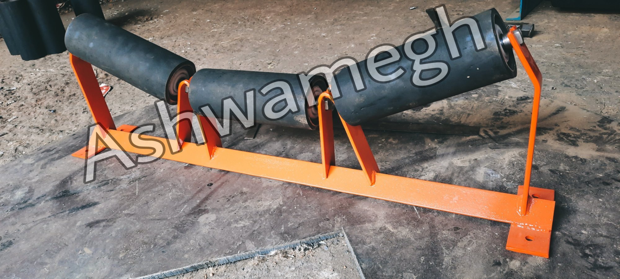 CARRYING IDLER FRAMES