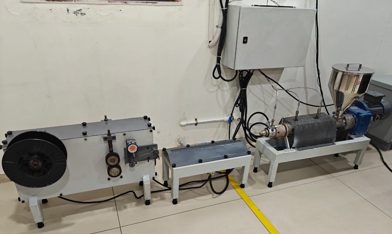 lab extruder for plastic filament